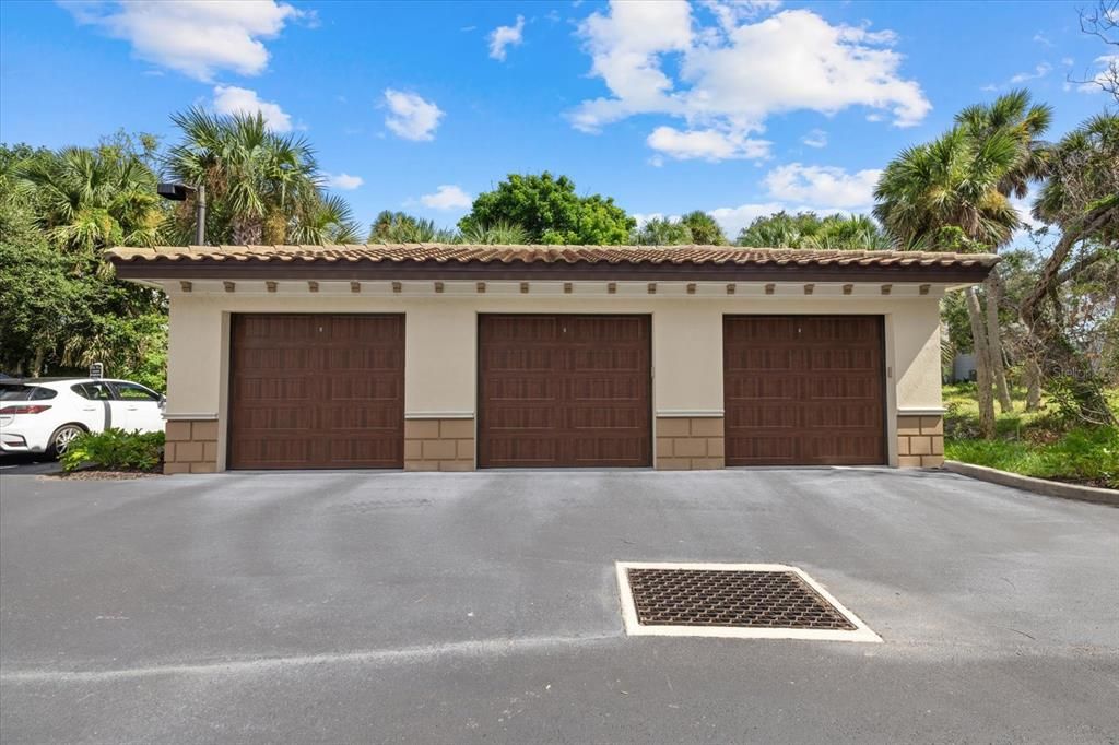 For Sale: $1,000,000 (2 beds, 2 baths, 1471 Square Feet)