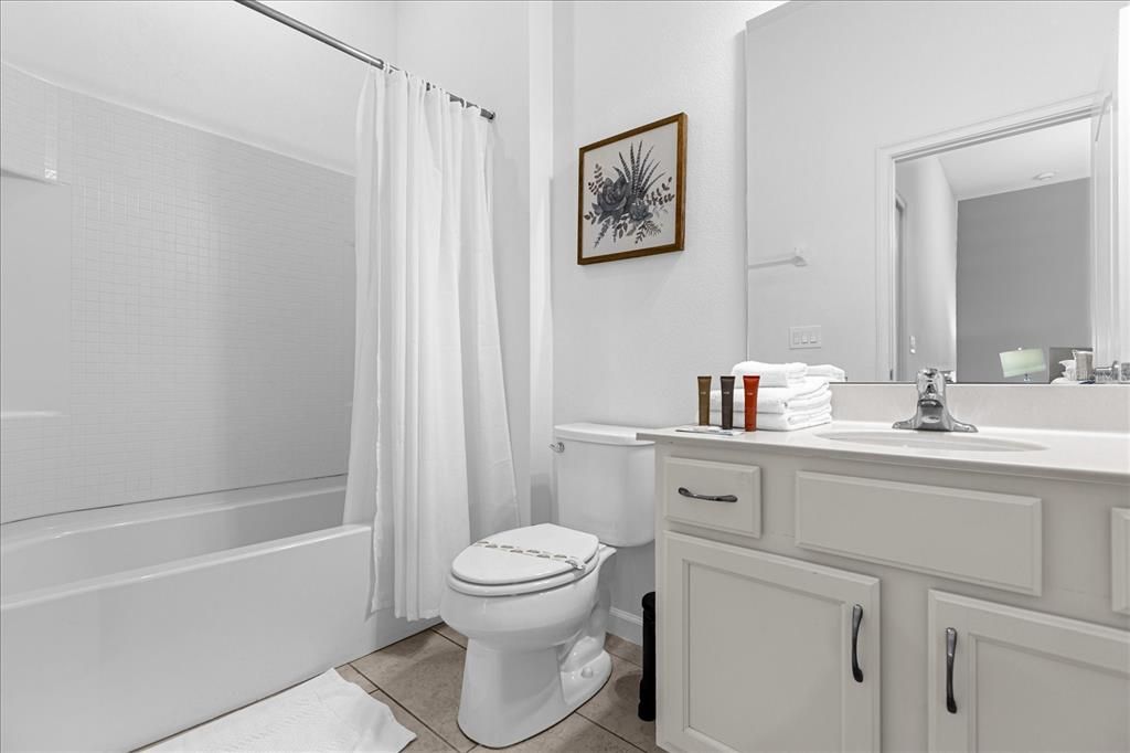 待售: $998,000 (12 贝兹, 11 浴室, 4887 平方英尺)