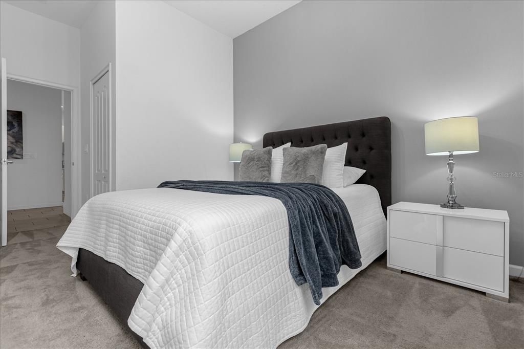 待售: $998,000 (12 贝兹, 11 浴室, 4887 平方英尺)