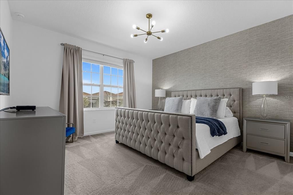 待售: $998,000 (12 贝兹, 11 浴室, 4887 平方英尺)