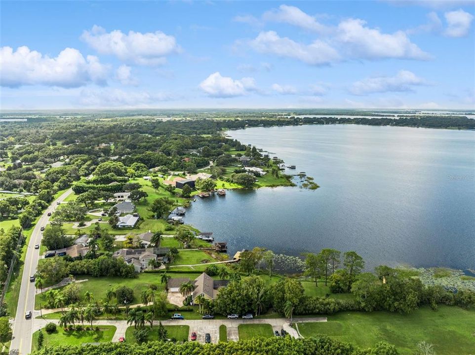 For Sale: $1,324,000 (3 beds, 3 baths, 2430 Square Feet)