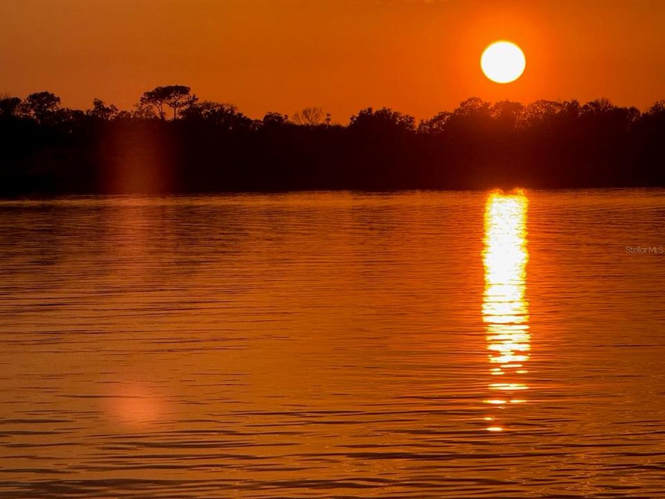 For Sale: $1,324,000 (3 beds, 3 baths, 2430 Square Feet)