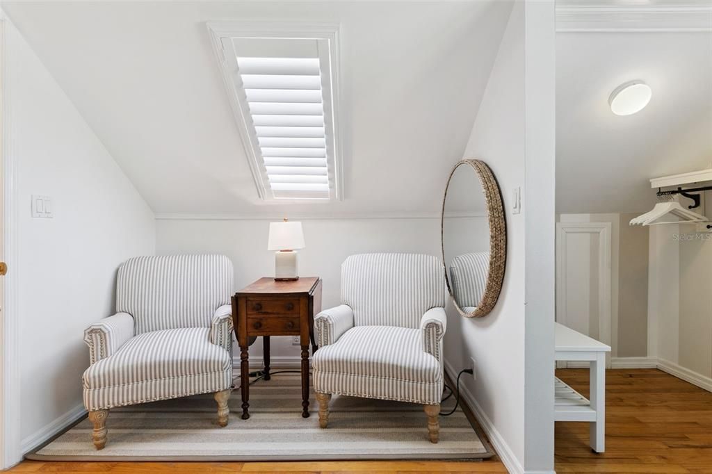 For Sale: $1,324,000 (3 beds, 3 baths, 2430 Square Feet)