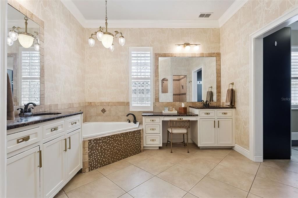 For Sale: $1,324,000 (3 beds, 3 baths, 2430 Square Feet)