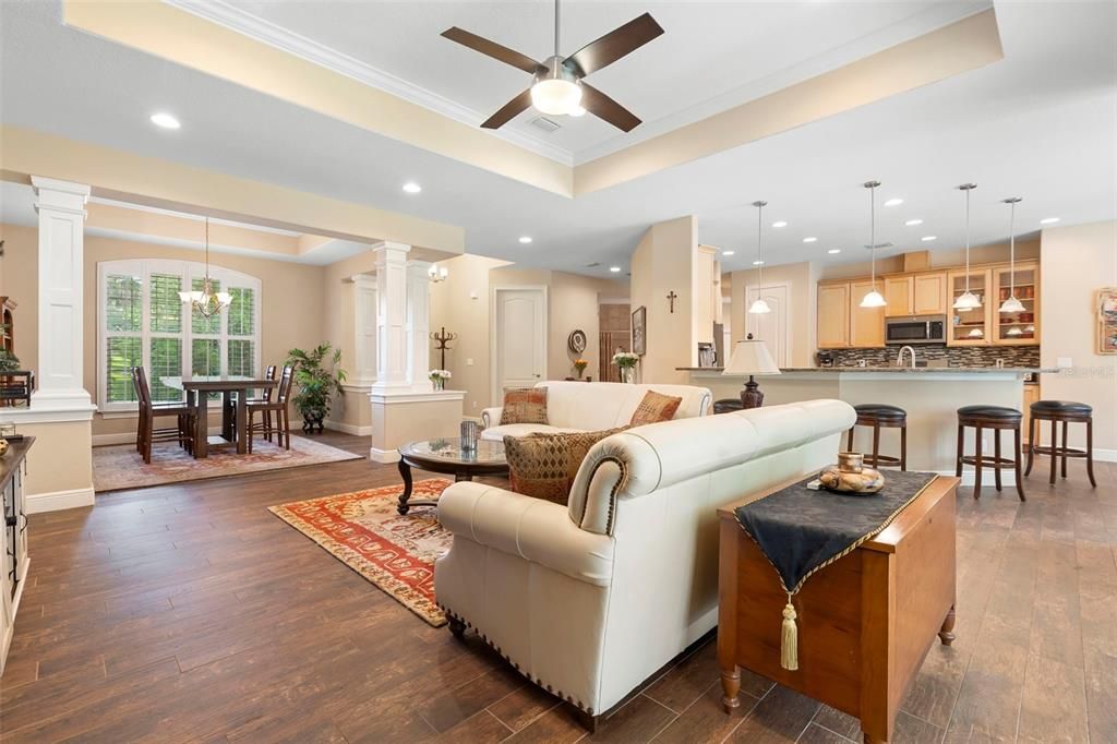 For Sale: $917,000 (4 beds, 3 baths, 3220 Square Feet)