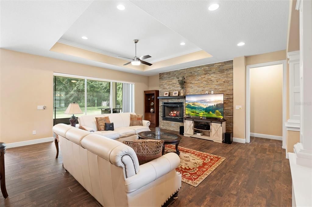 For Sale: $917,000 (4 beds, 3 baths, 3220 Square Feet)