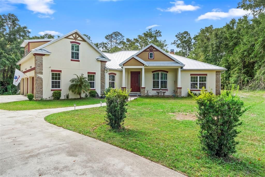 For Sale: $917,000 (4 beds, 3 baths, 3220 Square Feet)