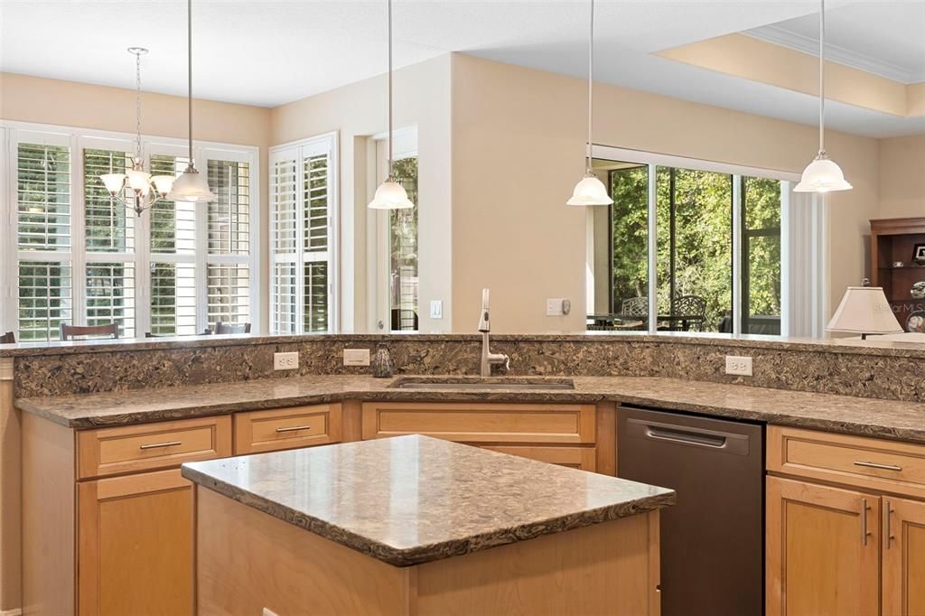 For Sale: $917,000 (4 beds, 3 baths, 3220 Square Feet)