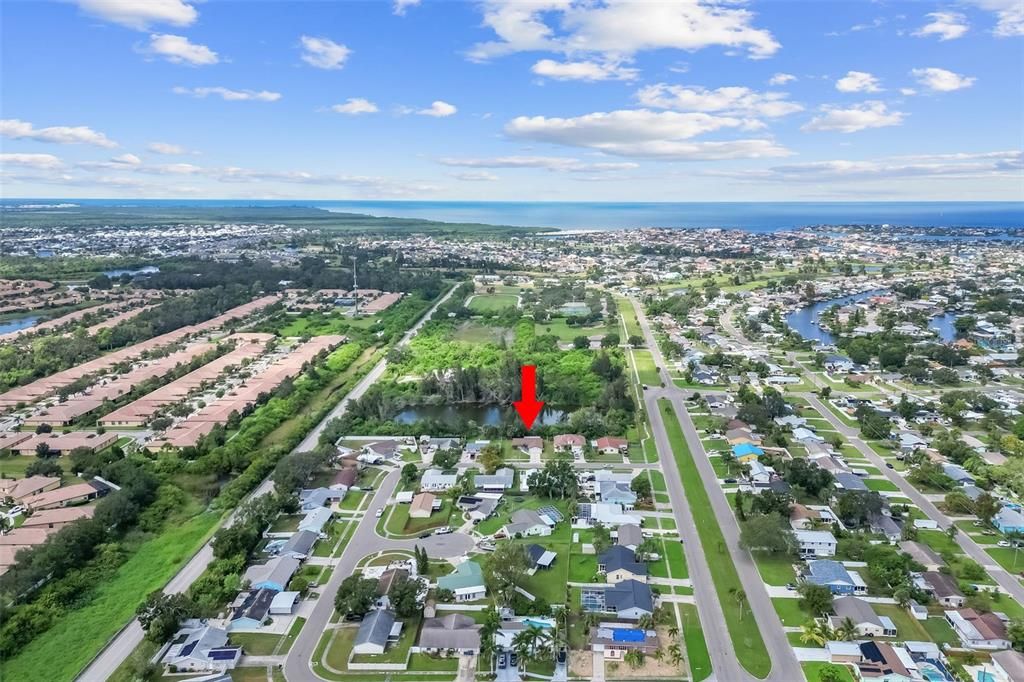 Active With Contract: $274,900 (3 beds, 2 baths, 1337 Square Feet)