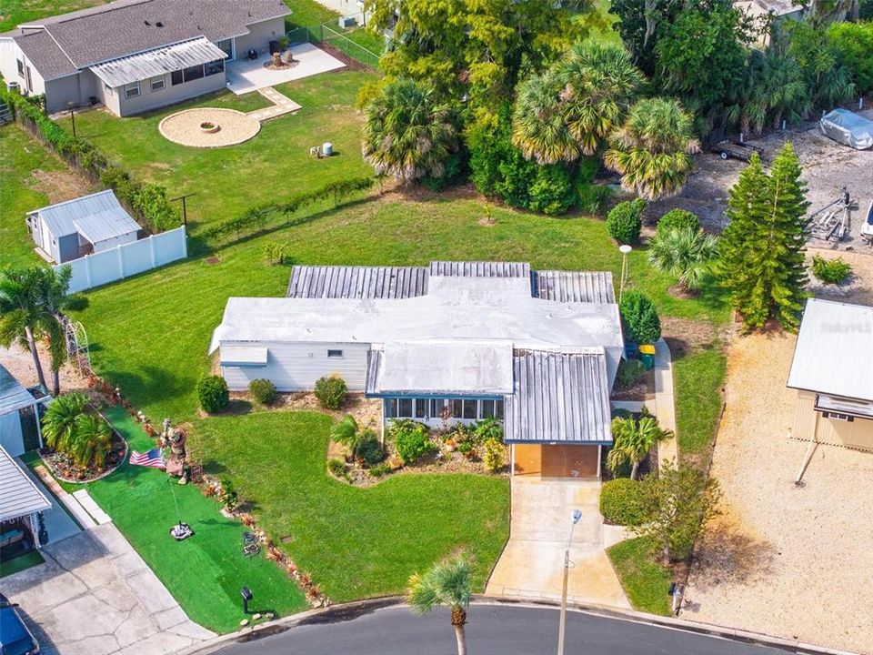 На продажу: $174,900 (2 спален, 2 ванн, 780 Квадратных фут)