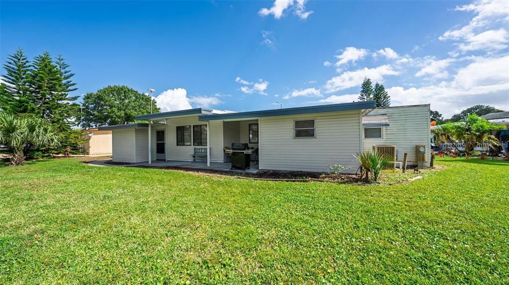 На продажу: $174,900 (2 спален, 2 ванн, 780 Квадратных фут)