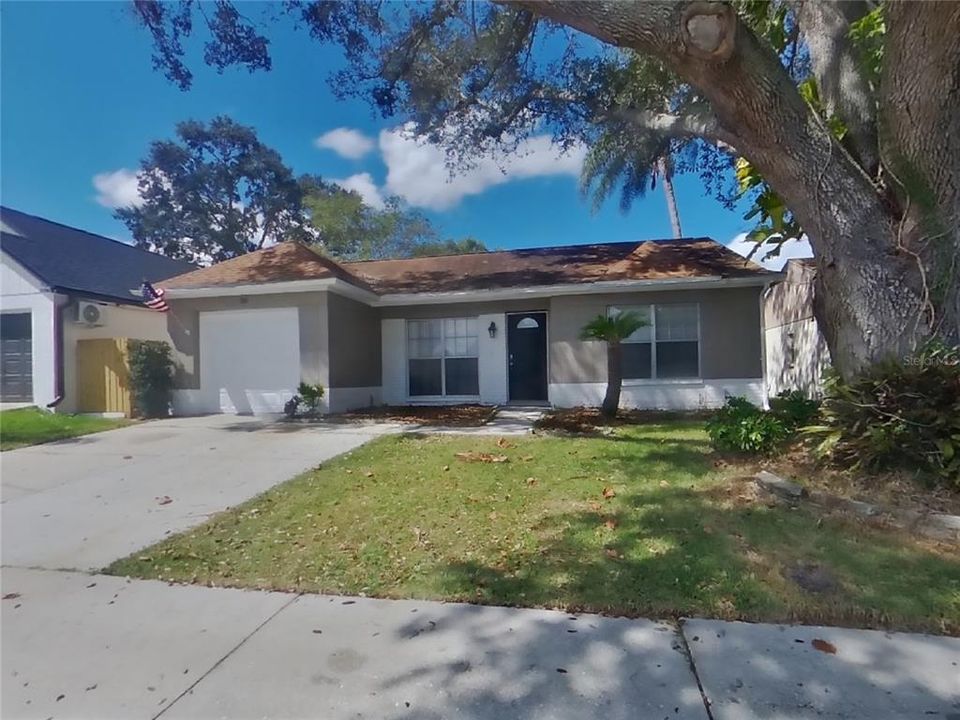 Active With Contract: $1,889 (3 beds, 2 baths, 1508 Square Feet)