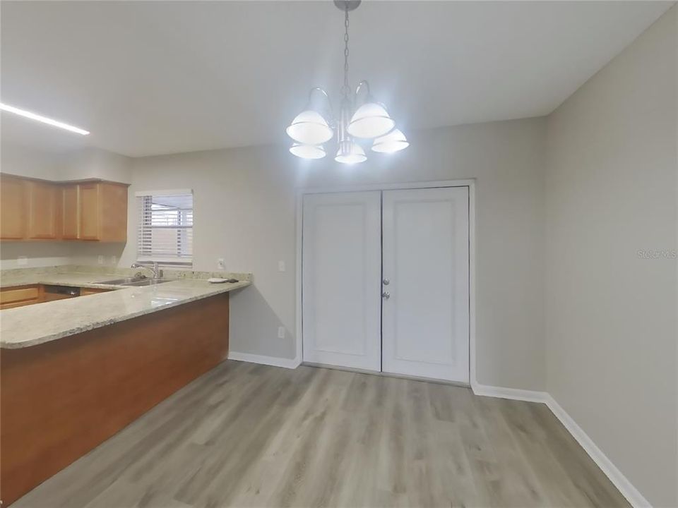 Active With Contract: $1,889 (3 beds, 2 baths, 1508 Square Feet)