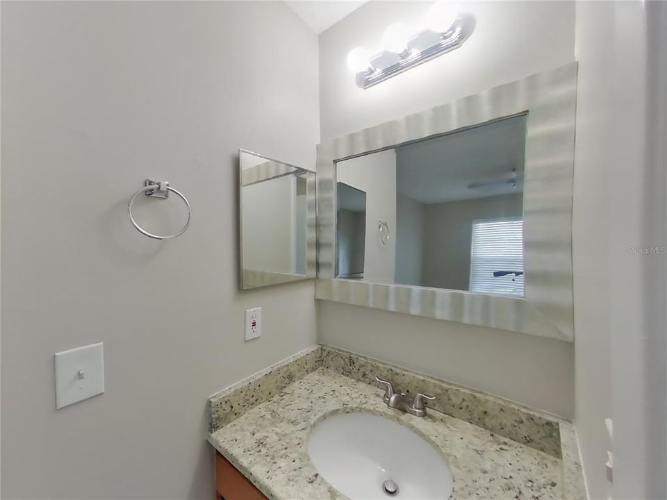 Active With Contract: $1,889 (3 beds, 2 baths, 1508 Square Feet)