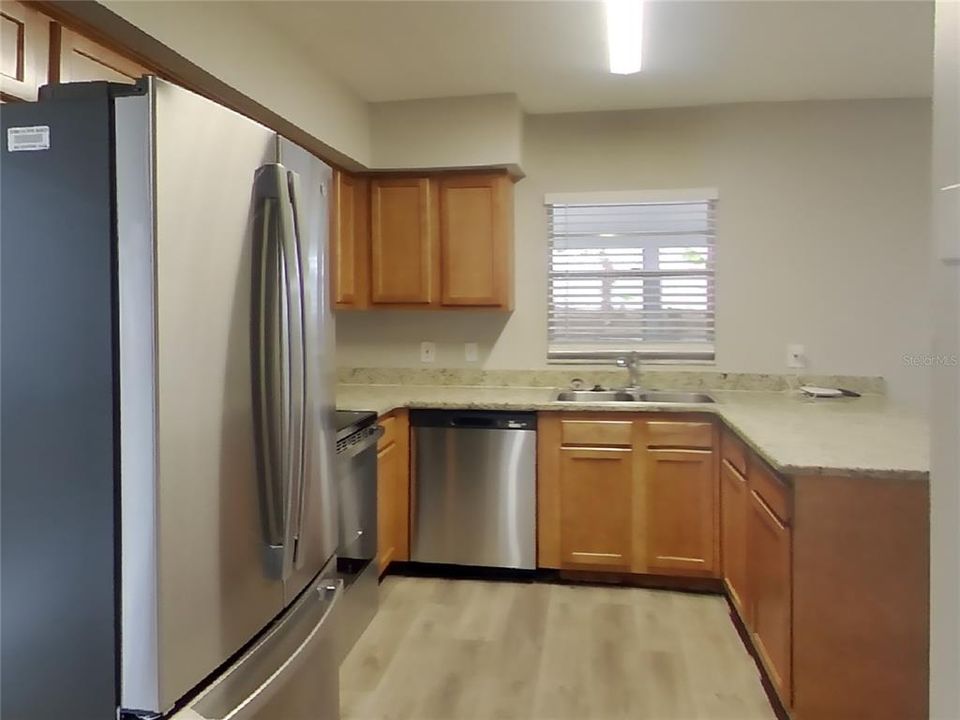 Active With Contract: $1,889 (3 beds, 2 baths, 1508 Square Feet)