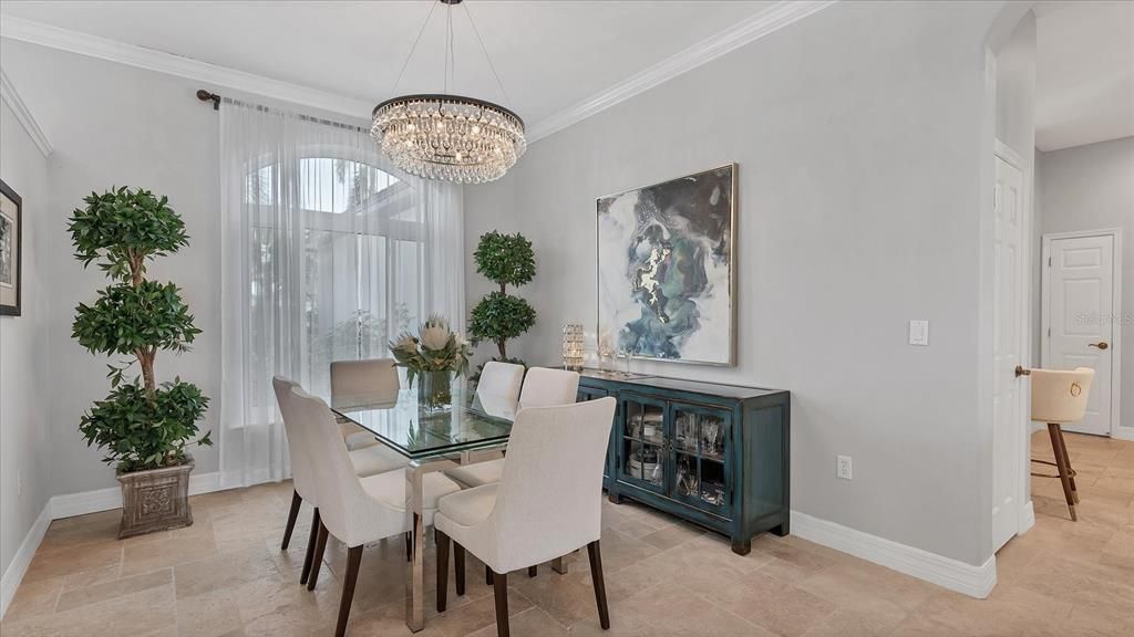 Под контрактом: $1,300,000 (3 спален, 3 ванн, 3097 Квадратных фут)