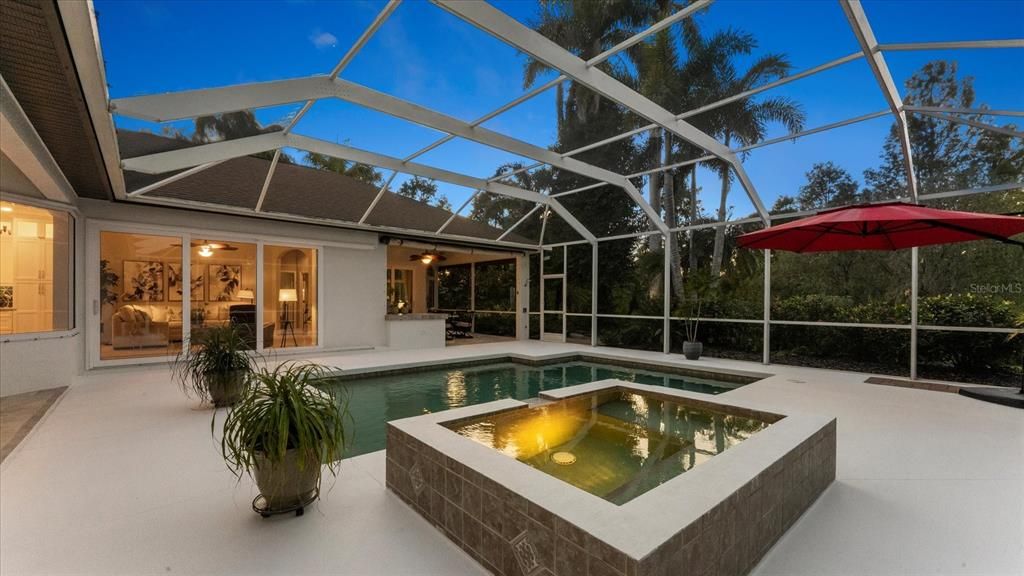 Под контрактом: $1,300,000 (3 спален, 3 ванн, 3097 Квадратных фут)