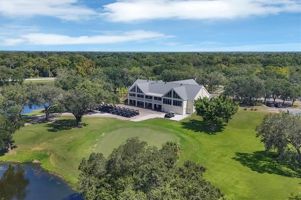 Под контрактом: $1,300,000 (3 спален, 3 ванн, 3097 Квадратных фут)