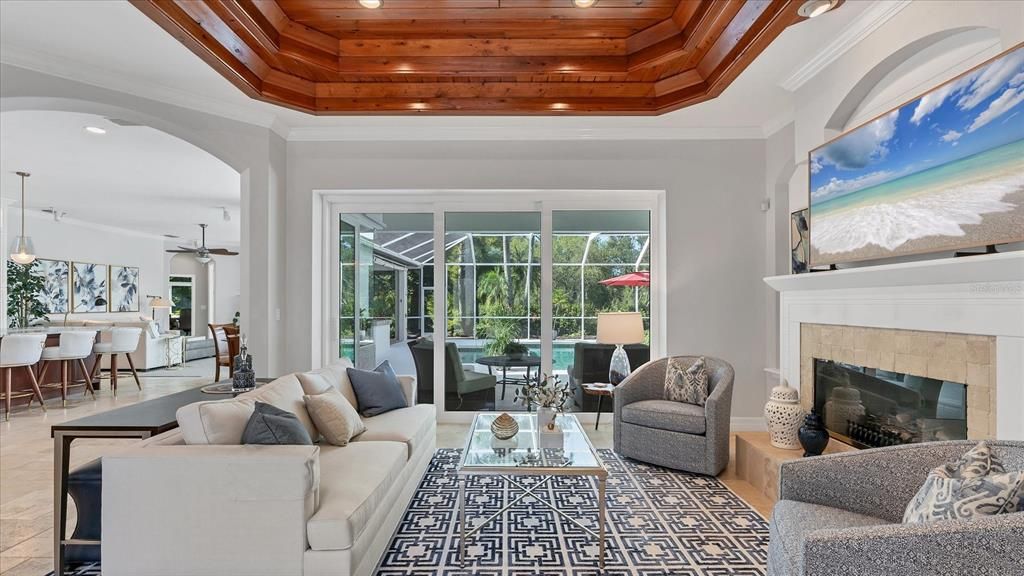 Под контрактом: $1,300,000 (3 спален, 3 ванн, 3097 Квадратных фут)