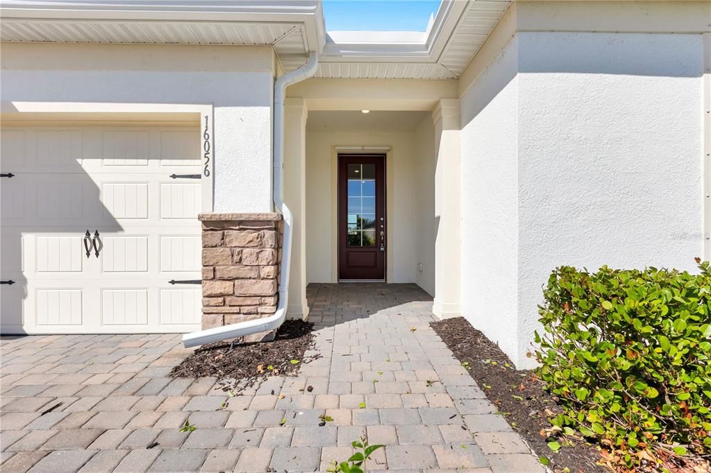 For Sale: $699,000 (3 beds, 3 baths, 2806 Square Feet)