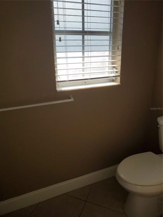 For Rent: $2,995 (3 beds, 2 baths, 1912 Square Feet)