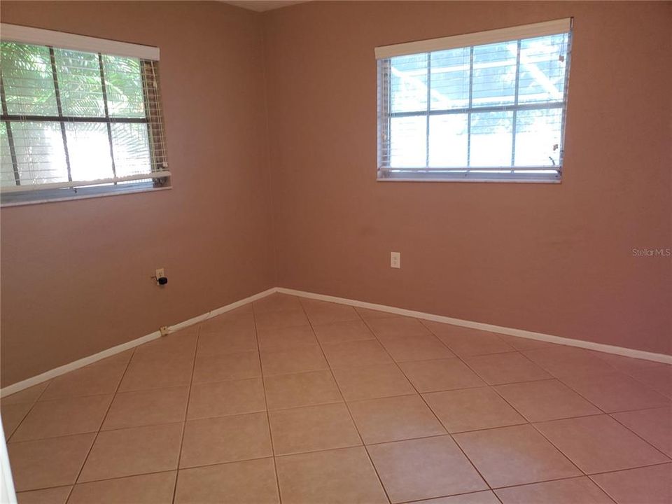 For Rent: $2,995 (3 beds, 2 baths, 1912 Square Feet)