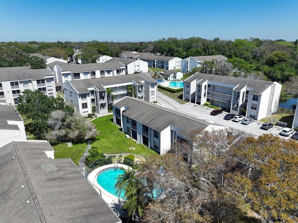 Под контрактом: $79,900 (1 спален, 1 ванн, 700 Квадратных фут)