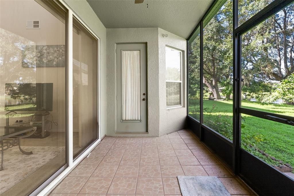 Active With Contract: $550,000 (3 beds, 2 baths, 2288 Square Feet)