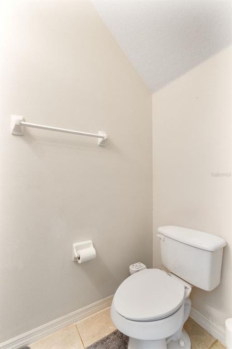 Active With Contract: $550,000 (3 beds, 2 baths, 2288 Square Feet)