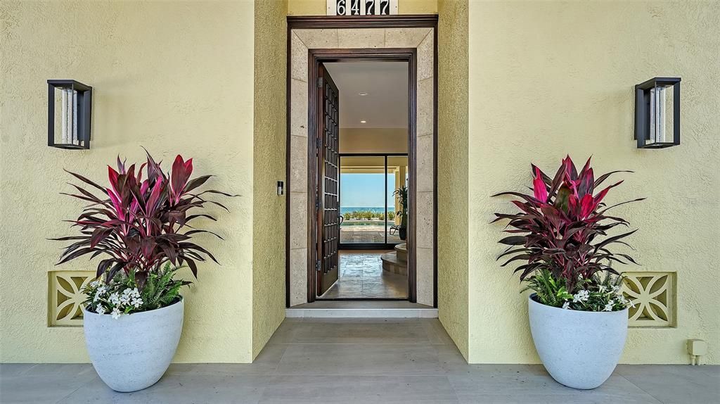 For Sale: $10,000,000 (6 beds, 6 baths, 5862 Square Feet)