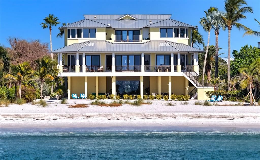 For Sale: $10,000,000 (6 beds, 6 baths, 5862 Square Feet)