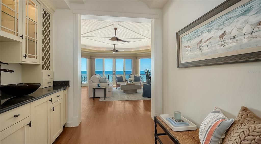 For Sale: $10,000,000 (6 beds, 6 baths, 5862 Square Feet)