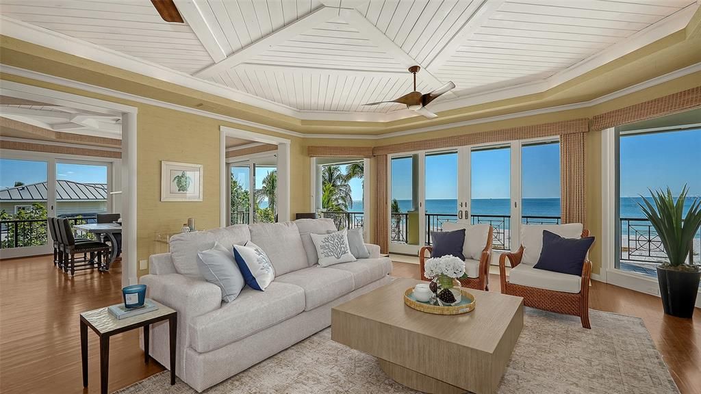 For Sale: $10,000,000 (6 beds, 6 baths, 5862 Square Feet)