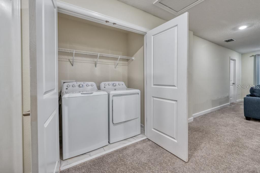 En Venta: $990,000 (8 camas, 5 baños, 4289 Pies cuadrados)