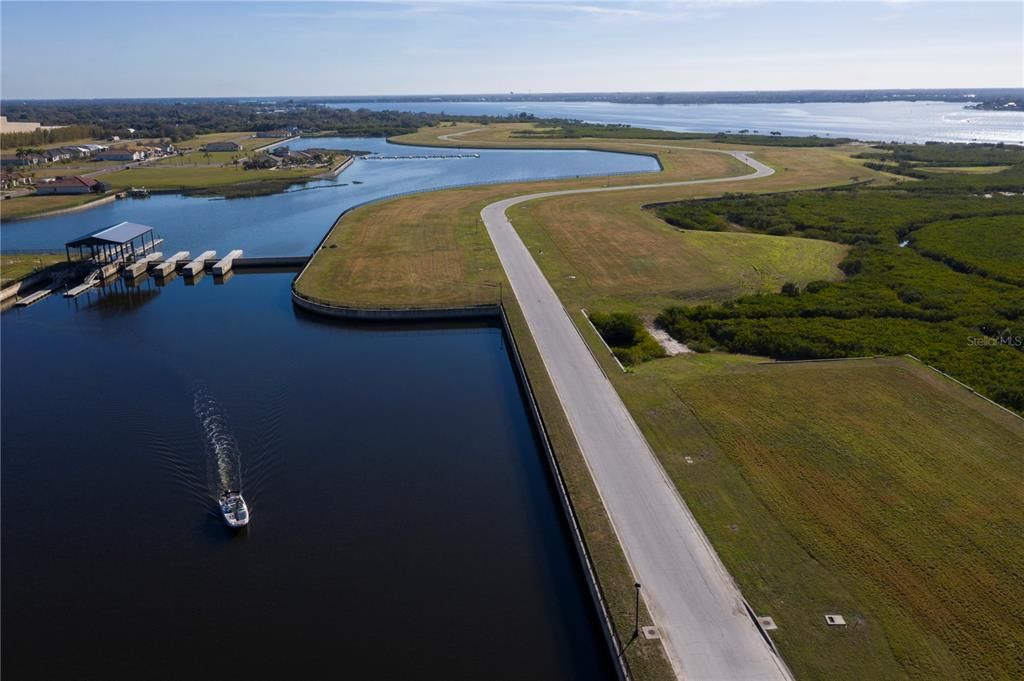 待售: $375,000 (0.34 acres)