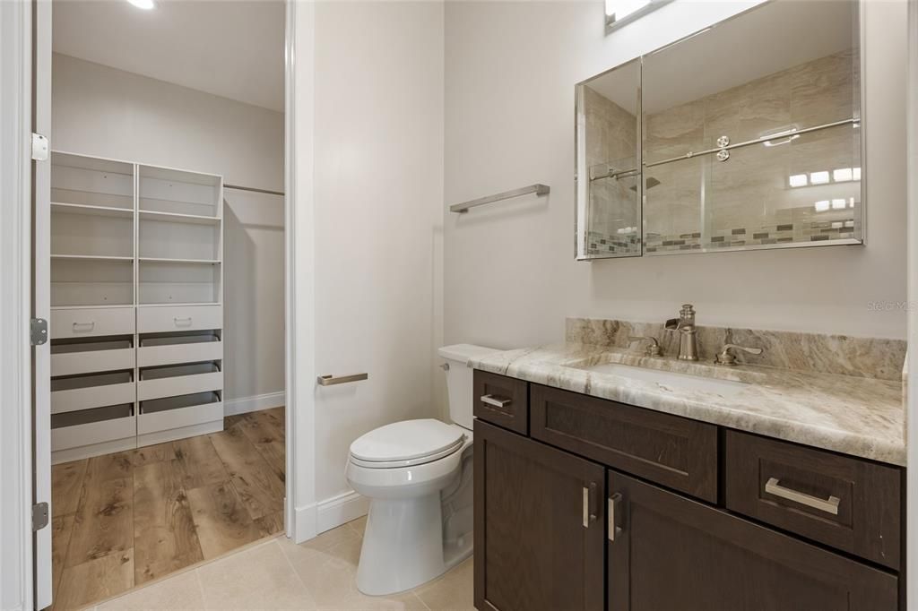 For Sale: $885,000 (3 beds, 2 baths, 1597 Square Feet)