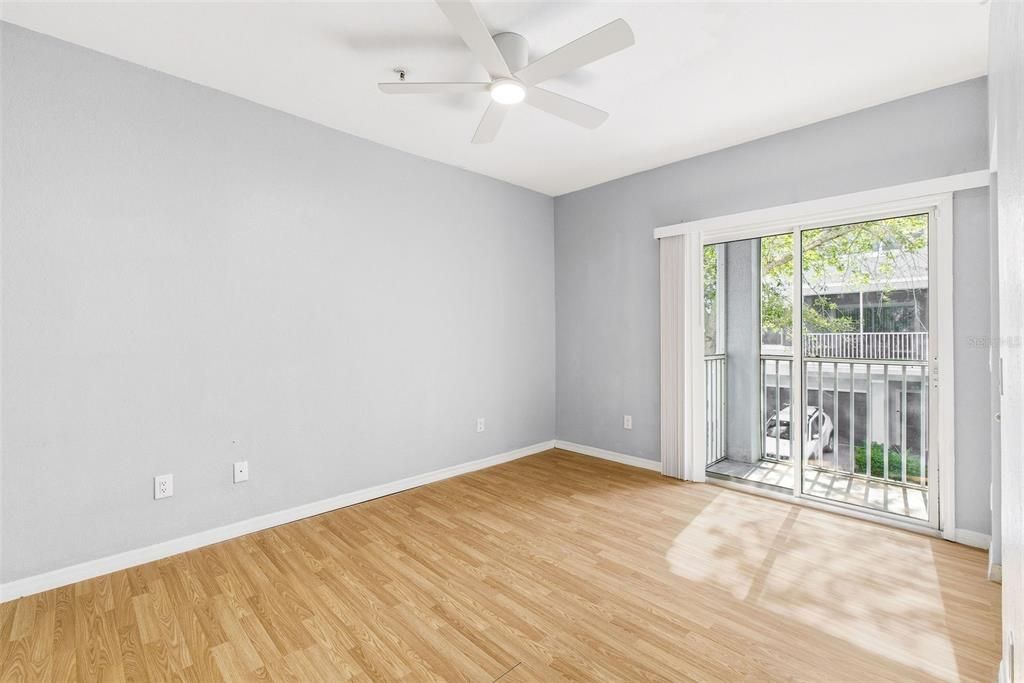 Active With Contract: $265,000 (3 beds, 2 baths, 1457 Square Feet)