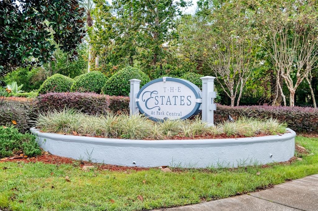 Active With Contract: $265,000 (3 beds, 2 baths, 1457 Square Feet)