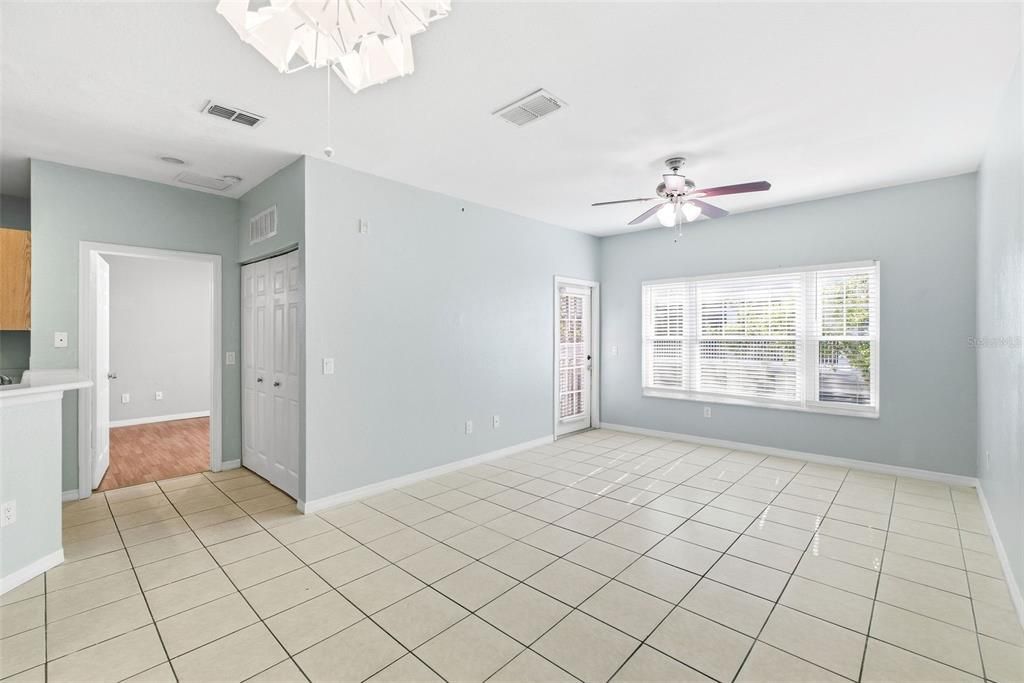 Active With Contract: $265,000 (3 beds, 2 baths, 1457 Square Feet)