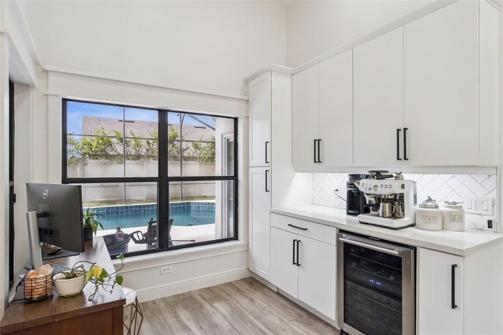 For Sale: $445,000 (3 beds, 2 baths, 1547 Square Feet)