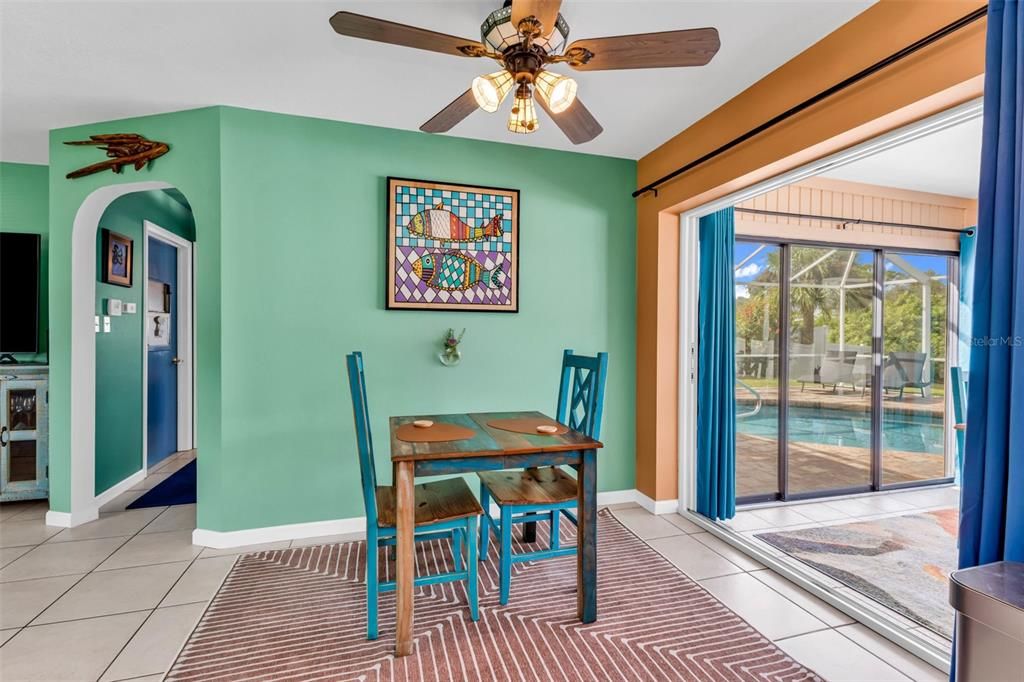 Active With Contract: $380,000 (2 beds, 2 baths, 1135 Square Feet)