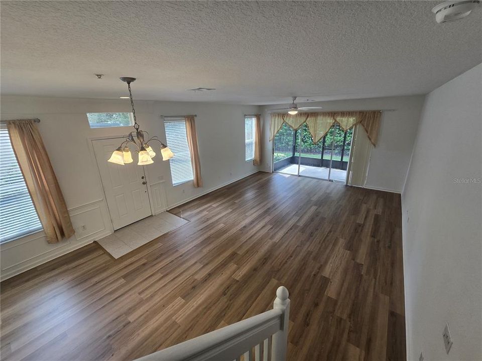 出租: $2,399 (3 贝兹, 2 浴室, 1665 平方英尺)