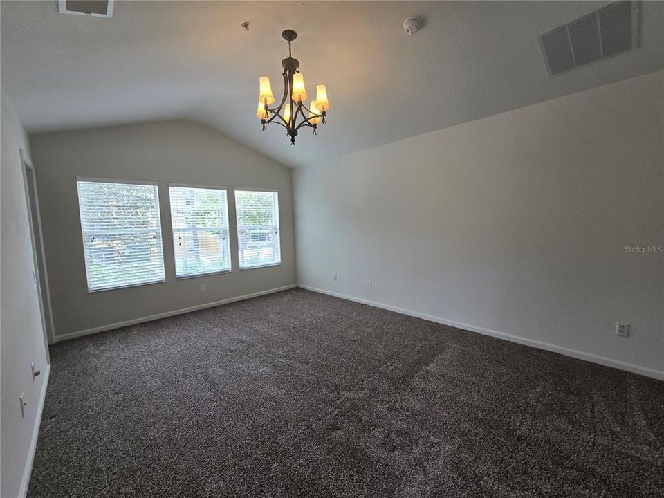 出租: $2,399 (3 贝兹, 2 浴室, 1665 平方英尺)