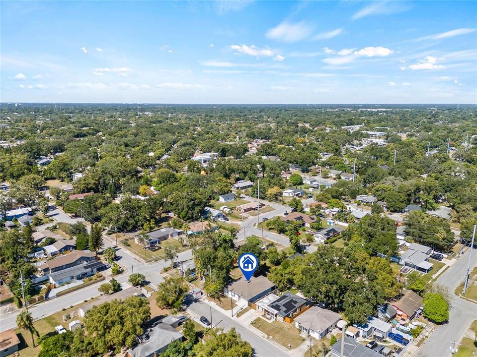 Под контрактом: $369,990 (3 спален, 2 ванн, 1379 Квадратных фут)