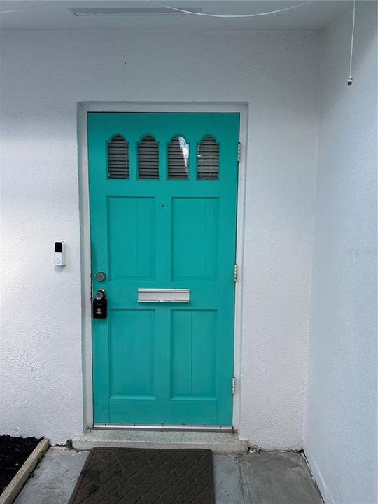 Active With Contract: $179,000 (2 beds, 2 baths, 1195 Square Feet)