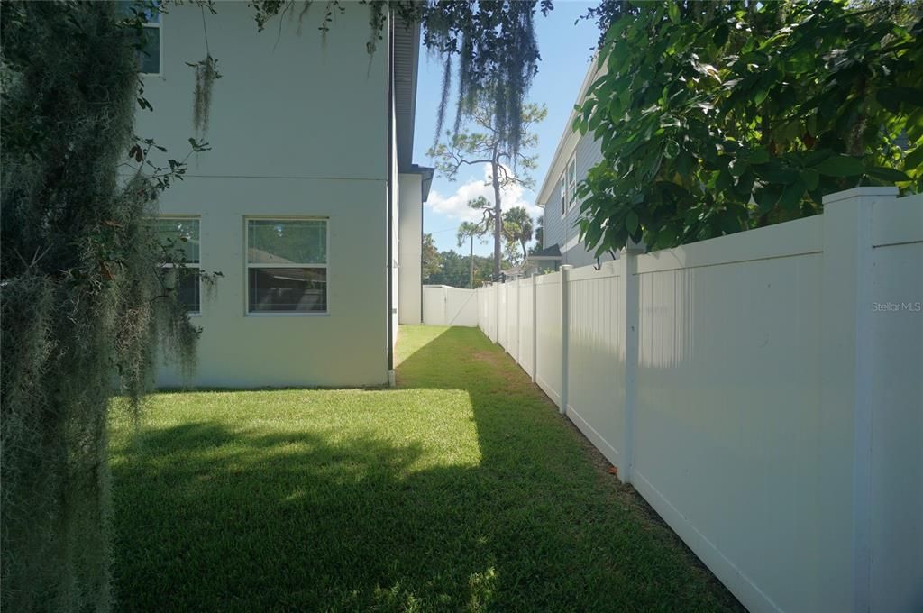 Active With Contract: $5,600 (4 beds, 4 baths, 3640 Square Feet)