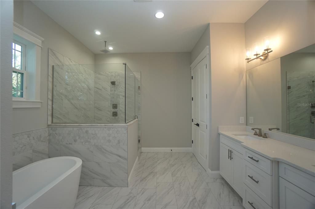 Active With Contract: $5,600 (4 beds, 4 baths, 3640 Square Feet)