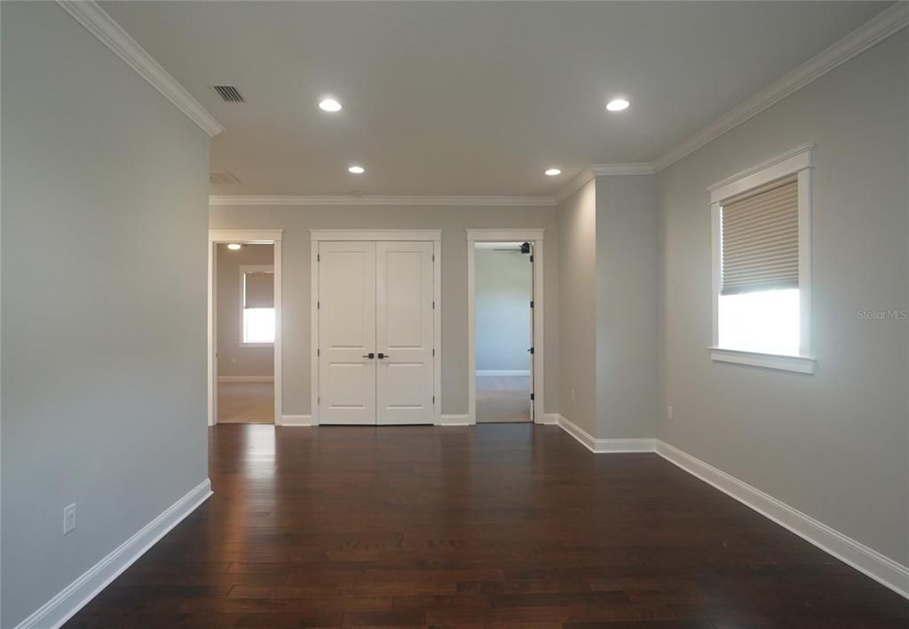 Active With Contract: $5,600 (4 beds, 4 baths, 3640 Square Feet)