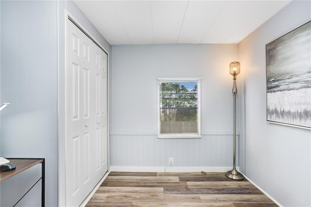 Active With Contract: $88,000 (2 beds, 1 baths, 672 Square Feet)