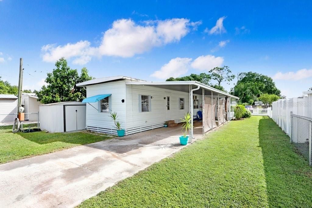 Active With Contract: $88,000 (2 beds, 1 baths, 672 Square Feet)